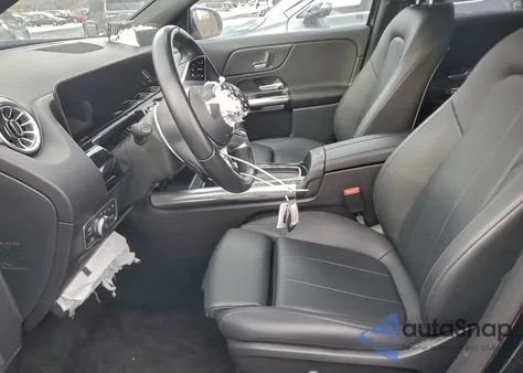 2025 Mercedes-Benz Gla 250 z USA, uszkodzony, nr VIN W1N4N4GB8SJ633501